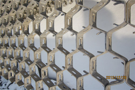 Sample Available Hexmesh Refractory Made of Low-Carbon Steel or Stainless Steel