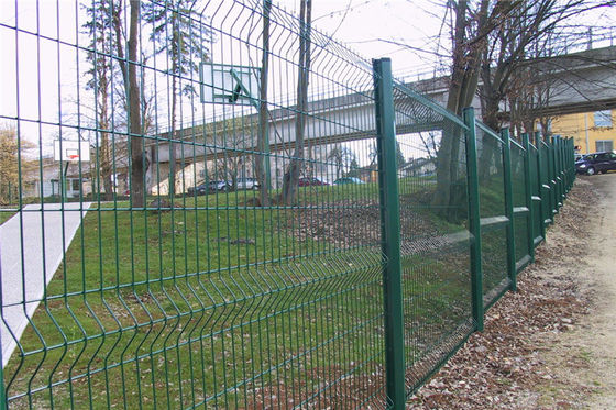 2m Tall 50x200mm Galvanized PVC Coated Welded Wire Mesh Fence